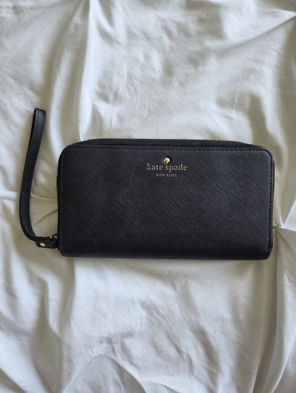 Kate Spade Black Talk Is Chic Wristlet Wallet Saffiano Leather Stripes